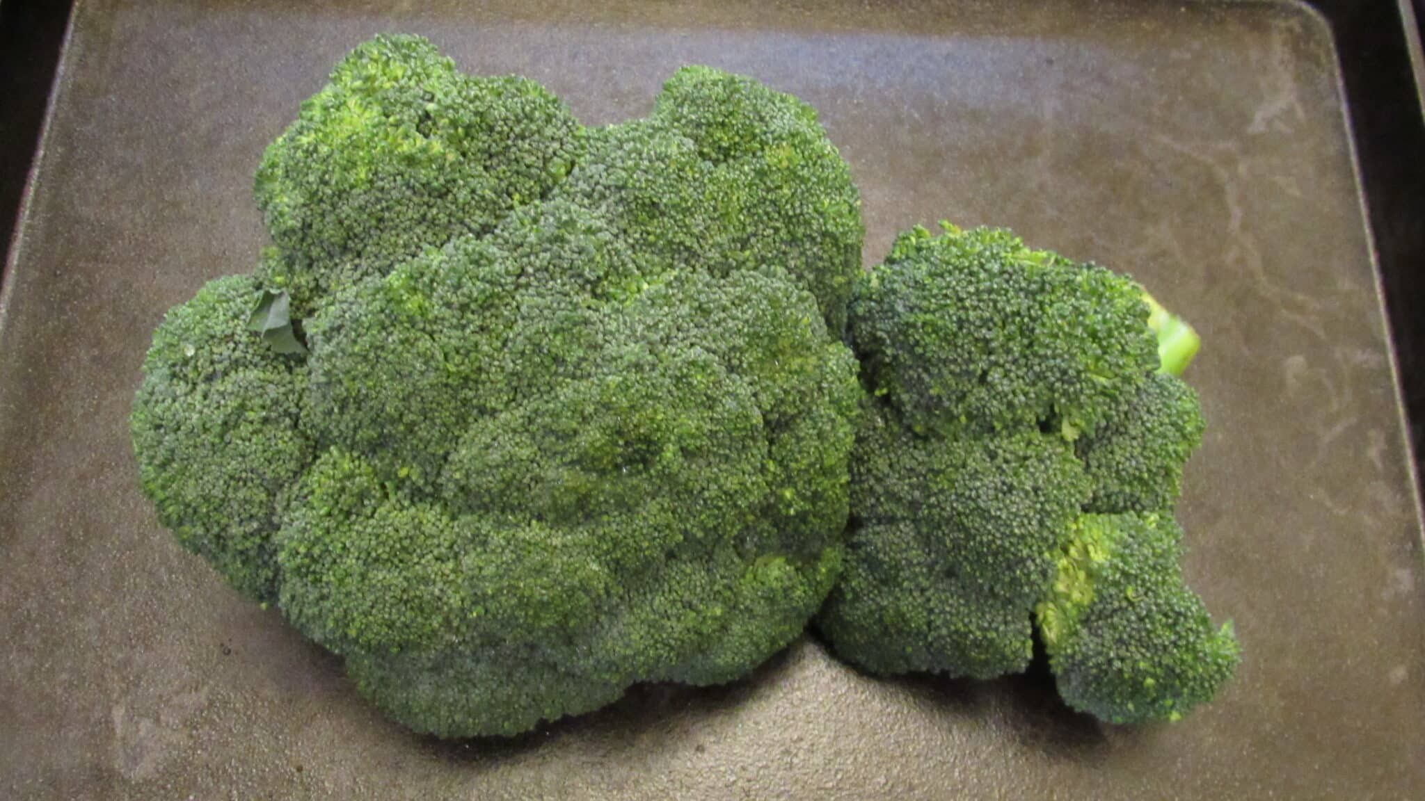 Two heads of broccoli.