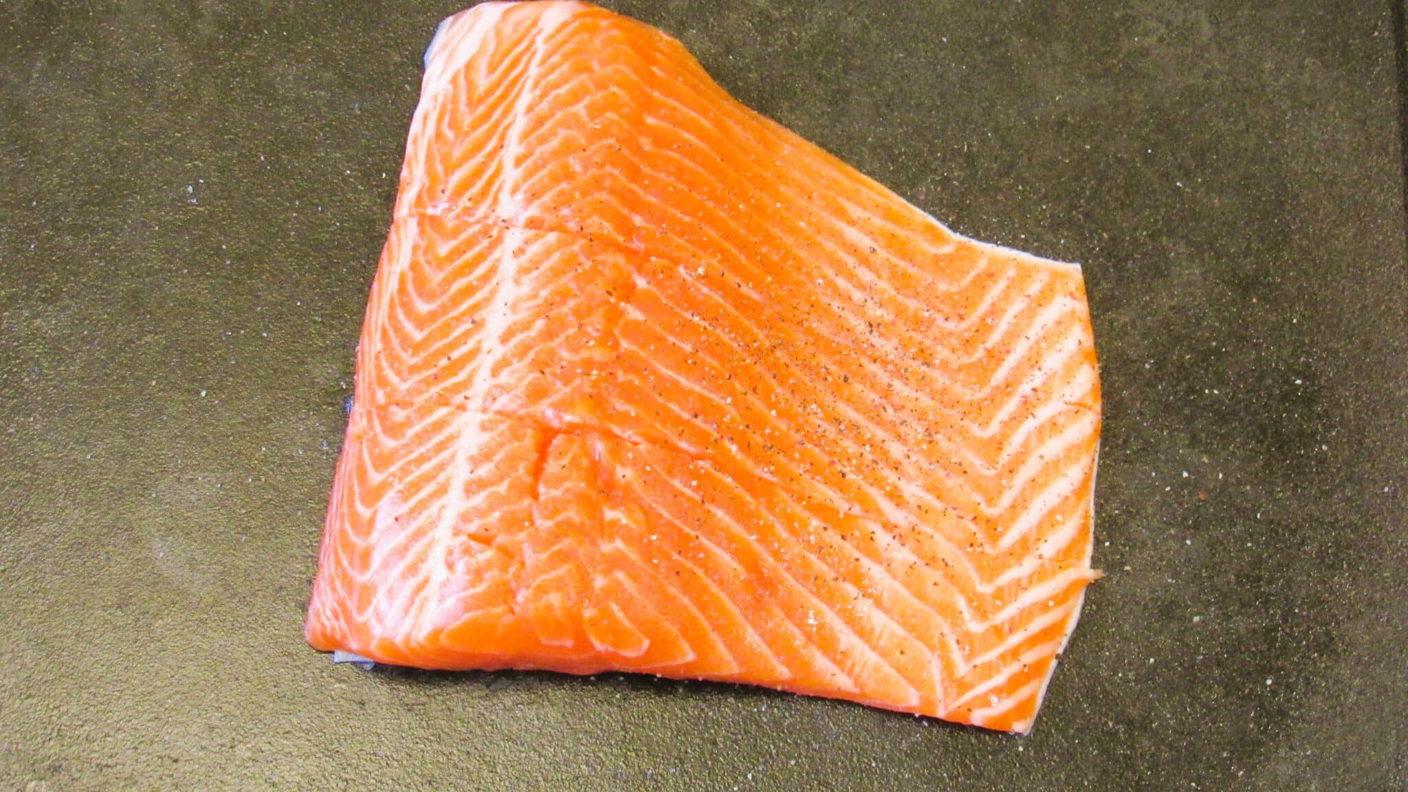 salmon cut into 3 pieces